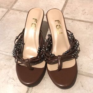 FSJ heeled sandals, size 8.5 color: Brown